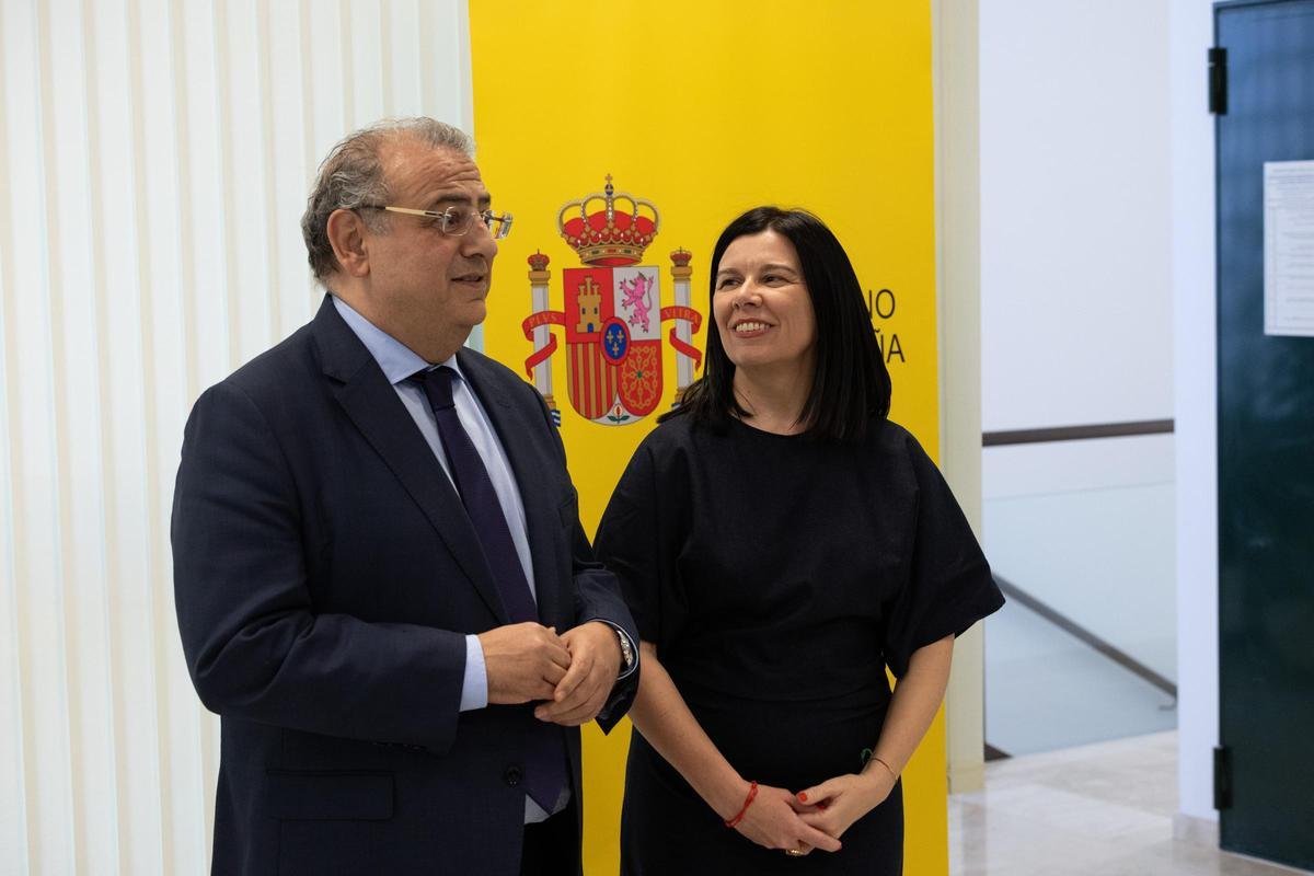 Raquel Guasch Ferrer toma posesión como nueva directora insular del Estado en la comisaría de Ibiza