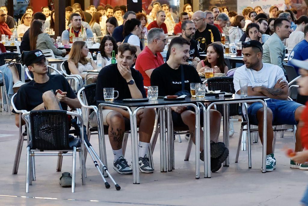 Afición del UCAM Murcia en el Zig Zag durante el primer partido de la final de la Liga Endesa