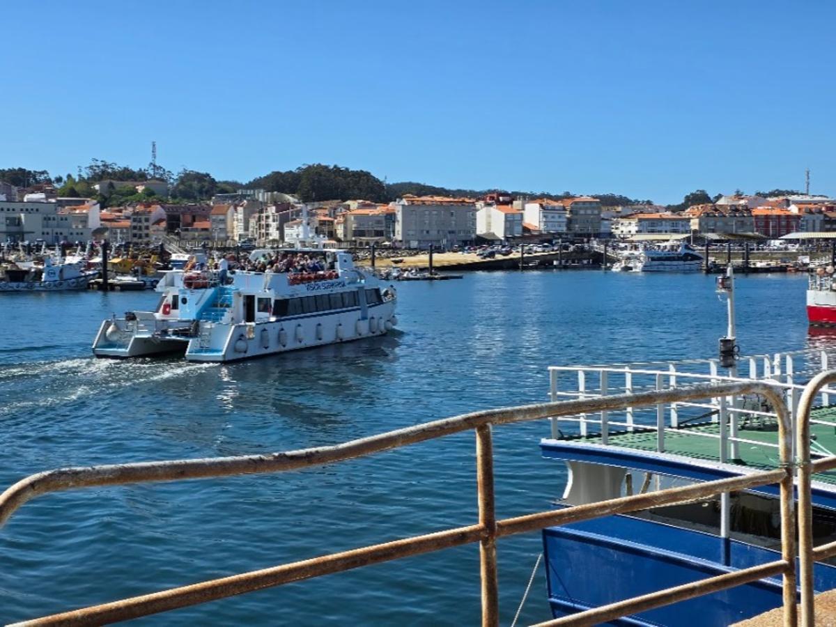 Los catamaranes de O Grove fueron uno de los grandes atractivos del Viernes Santo.