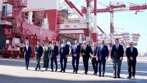Autoridades de visita en el Port de Barcelona
