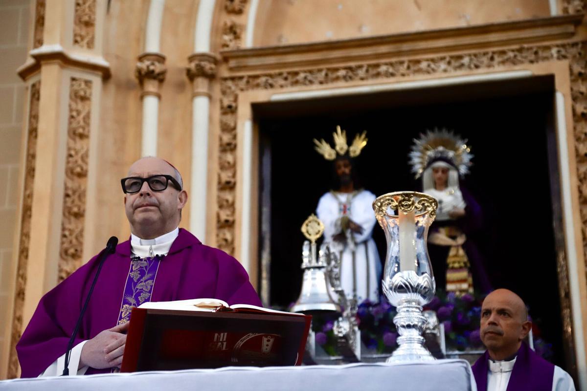 El nuevo obispo de Málaga, José Antonio Satué, durante la Misa del Alba.