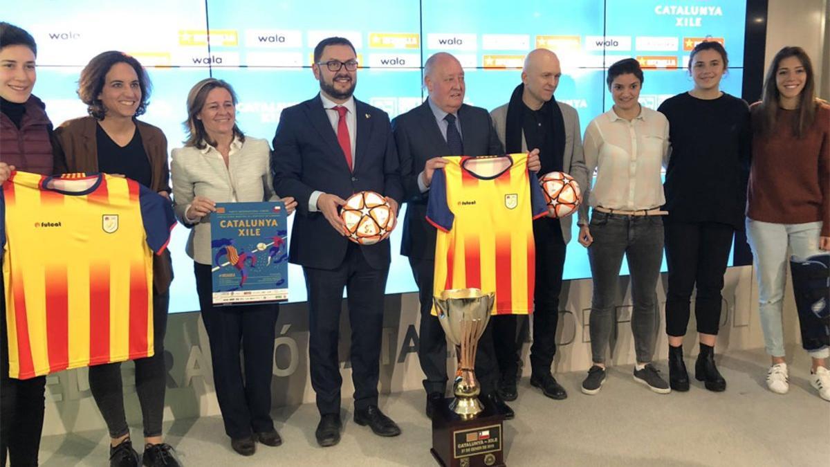 Presentación del Catalunya - Chile en la Federación Catalana de Fútbol