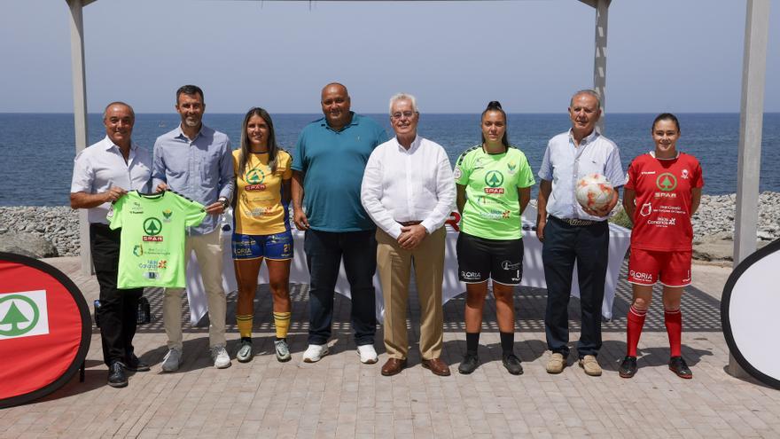 Spar cumple 5 años de patrocinio al equipo de fútbol femenino CD Femarguín Spar Gran Canaria