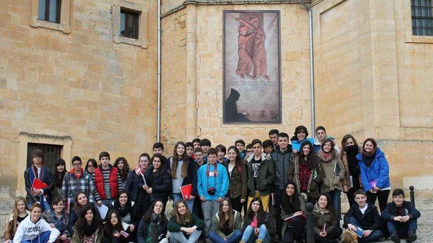 Viaje literario a Burgos de los alumnos de 3.º de la ESO del colegio Paula Frassinetti