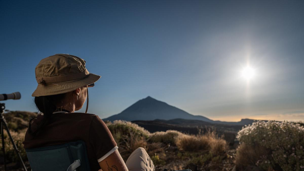 El eclipse solar visto desde el Parque Nacional del Teide