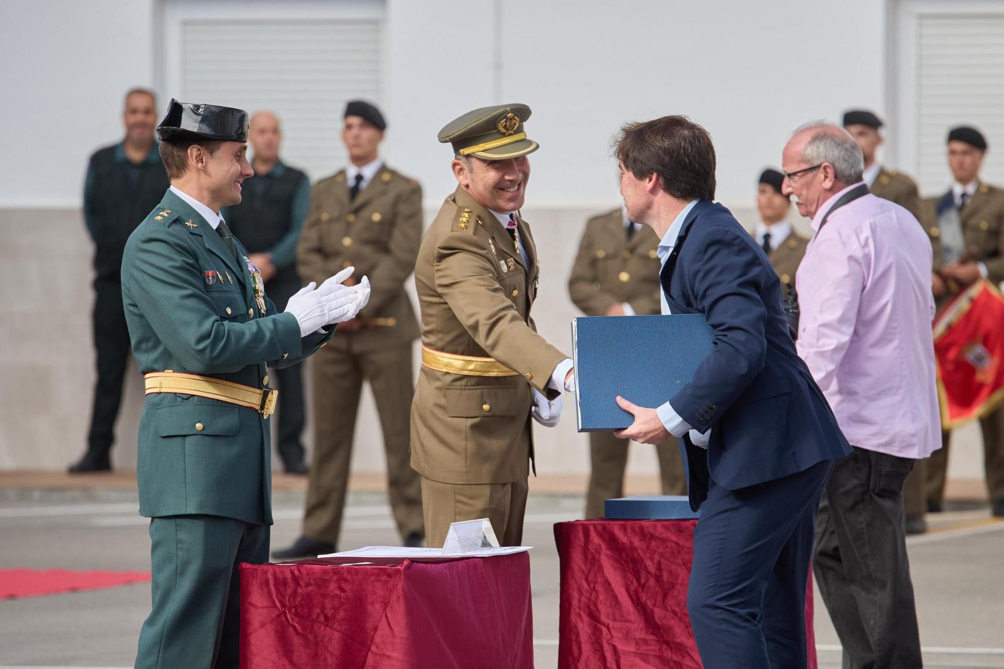 Imatges de la Guàrdia Civil celebrant la seva patrona a Girona
