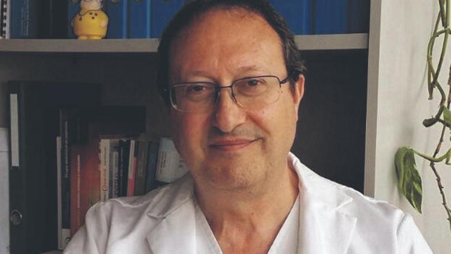 El doctor Sergio Martínez, presidente de la Sociedad Canaria de Medicina Intensiva.