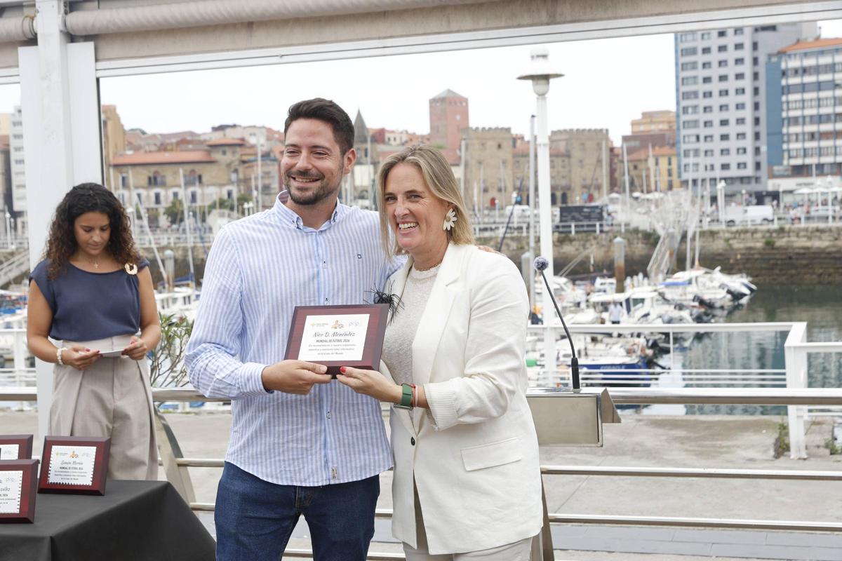 El homenaje a los técnicos y periodistas asturianos mundialistas, en imágenes
