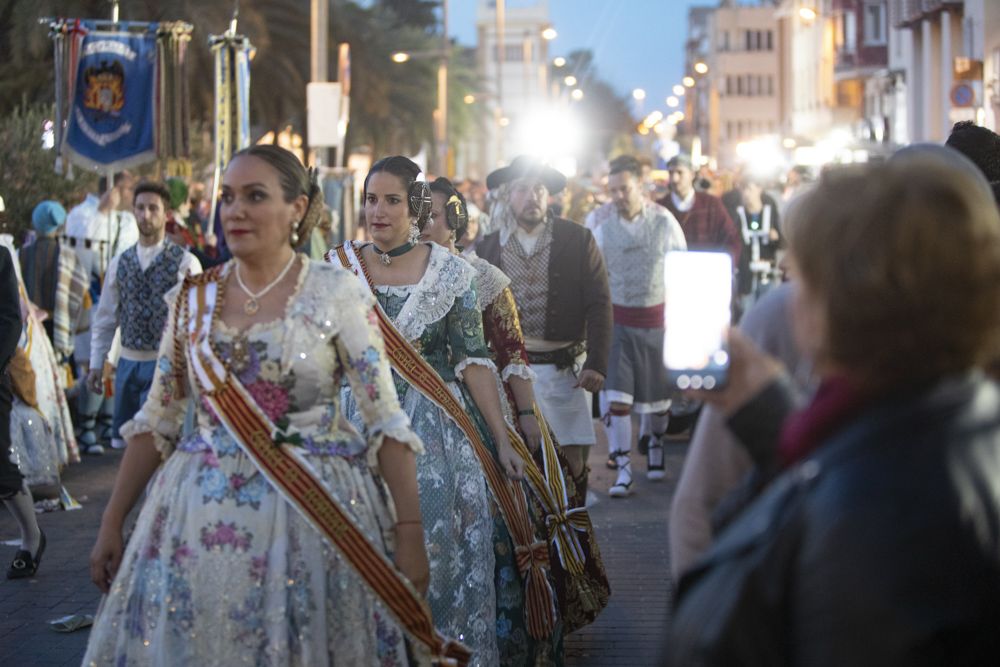 Emoción y nervios en la entrega de premios a las fallas de Sagunt