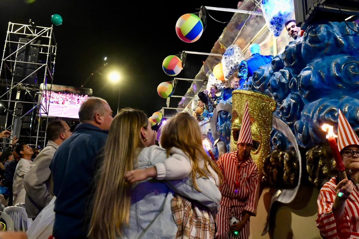 Las mejores imágenes del desfile del Entierro de la Sardina