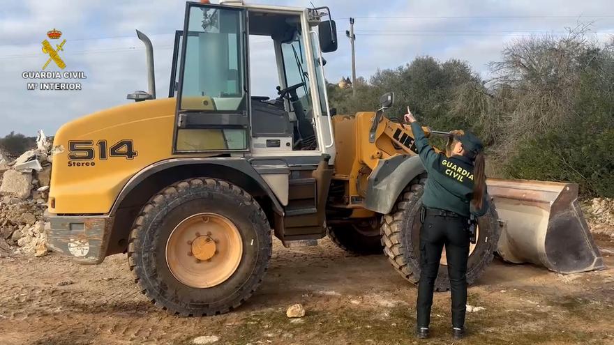 Detenido el ladrón que robó una excavadora y provocó grandes daños en Santa Eugènia