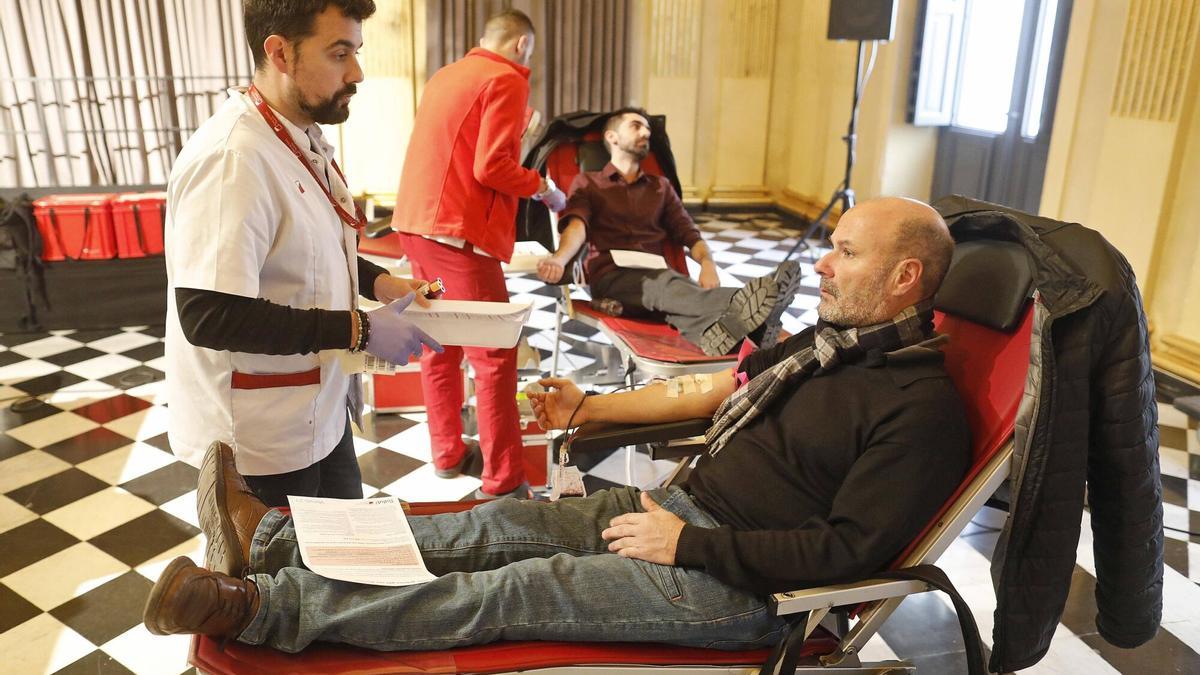 Les imatges de la donació de sang en el Teatre Municipal de Girona