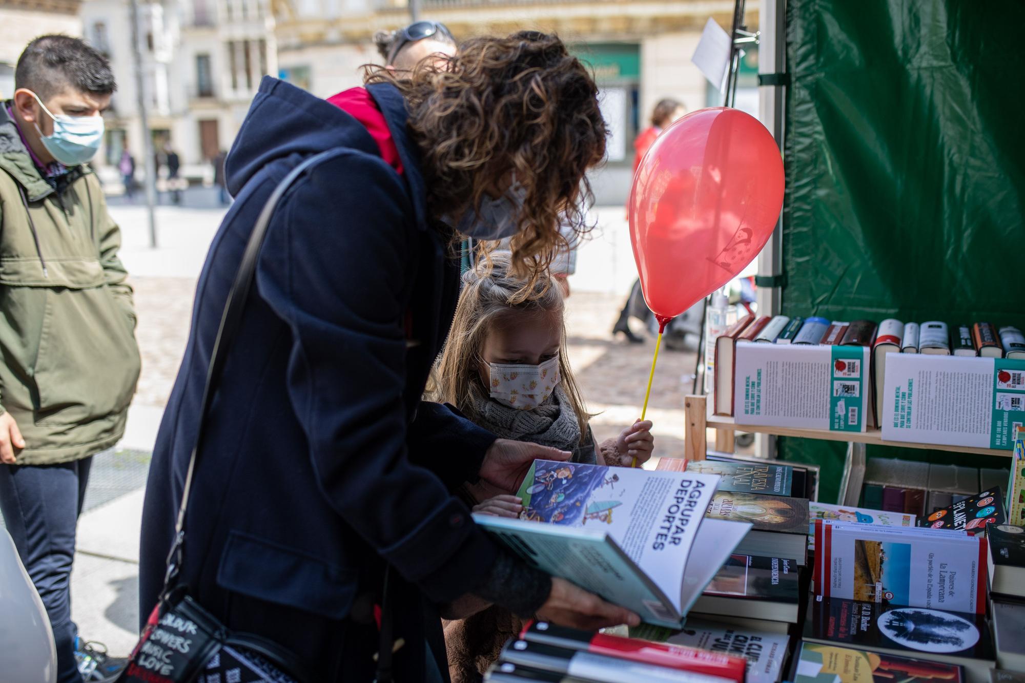 GALERÍA | La Feria del Libro de Zamora, en imágenes