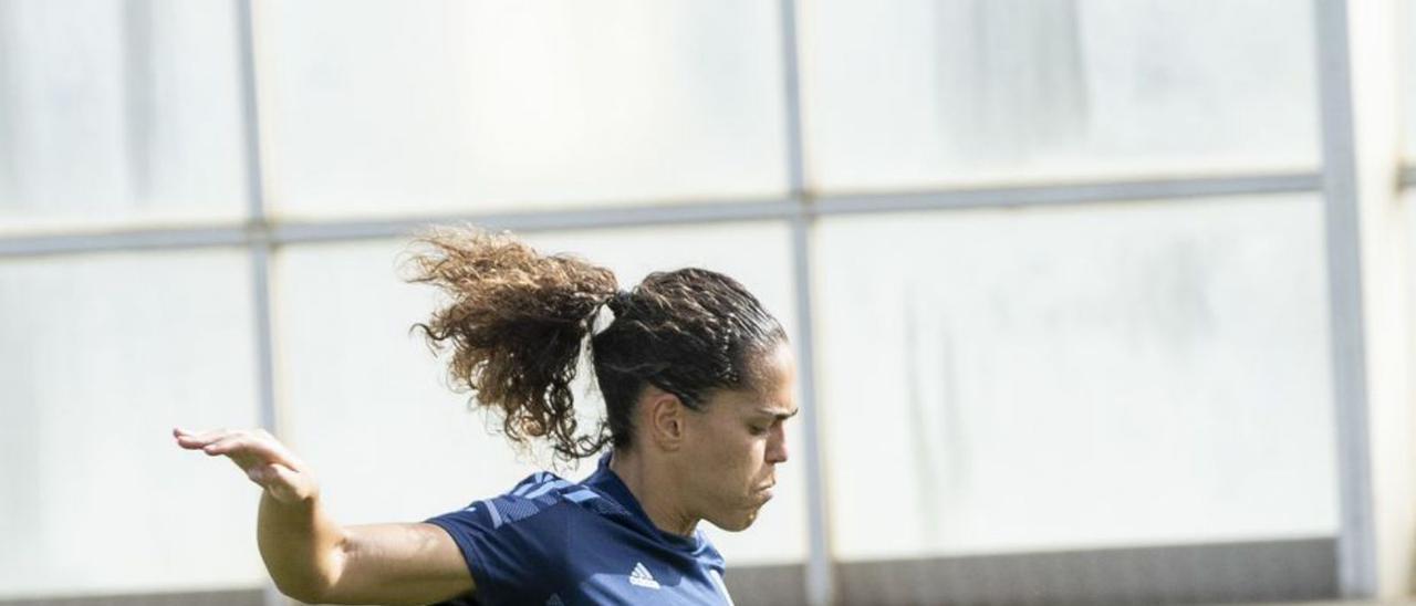 Andrea Falcón, durante un entrenamiento de la selección española. | | RFEF