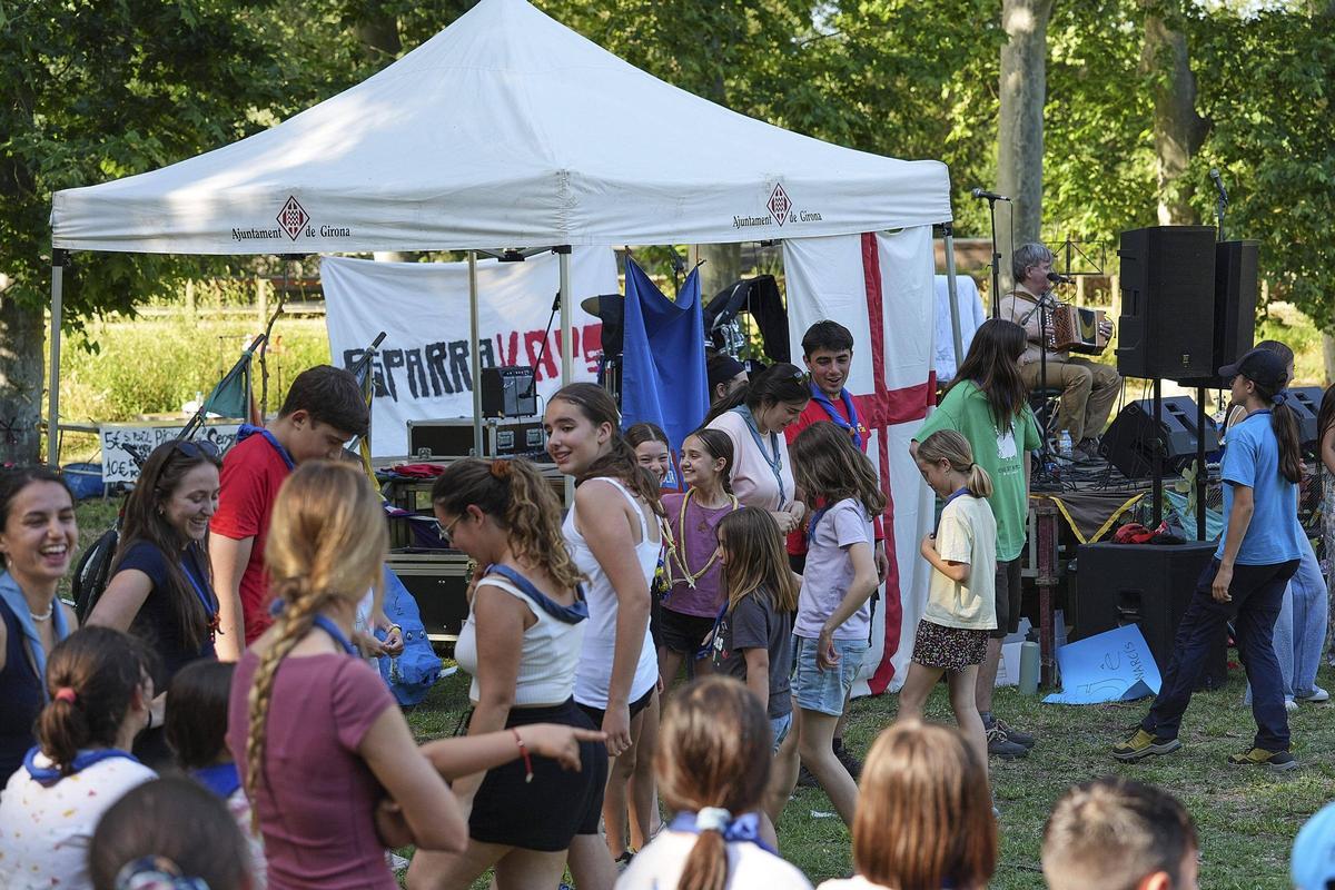 La celebració dels 75 anys de l'Agrupament Escolta i Guia Sant Narcís de Girona La celebració dels 75 anys de l'Agrupament Escolta i Guia Sant Narcís de Girona