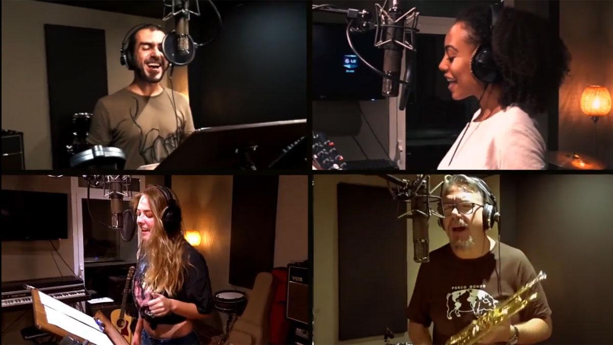 50 músicos dedican una canción a La Rambla en el primer aniversario de los atentados de Barcelona.
