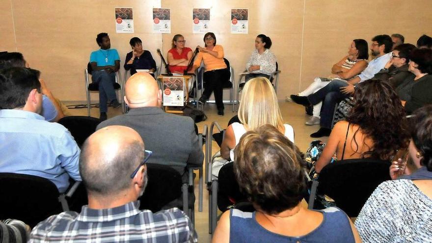 El PSOE de Mieres, contra los bulos racistas