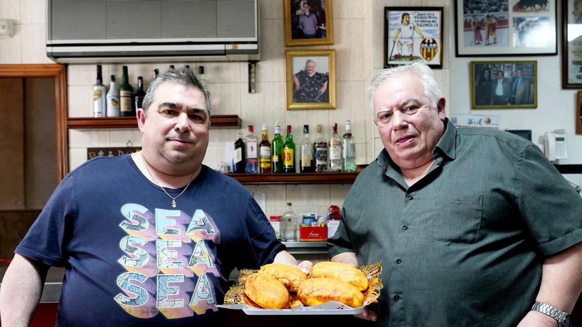 Vídeo: Así son los famosos ximos del Bar Español de Onda