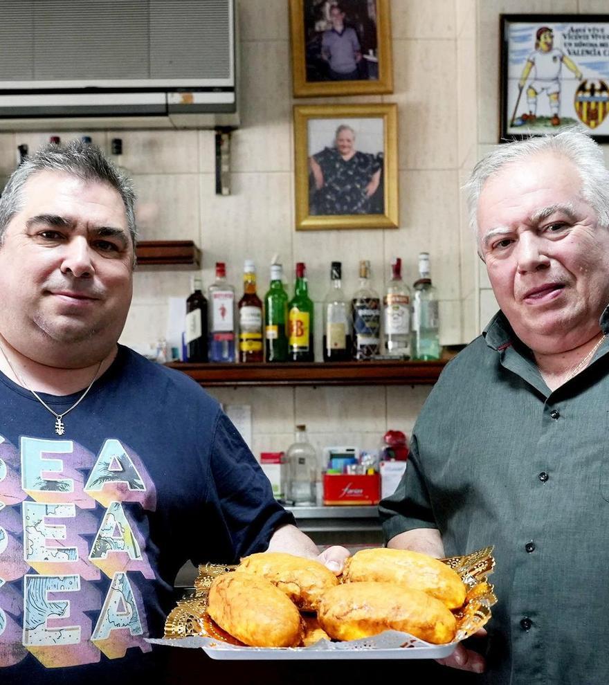 Los mejores ximos de Castellón: La única comida que puedes pedir en el Bar Español de Onda