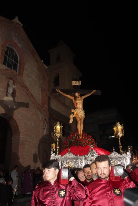 Procesión del Cristo Crucificado y Procesión de La Piedad del Calvario en Torrevieja en Jueves Santo