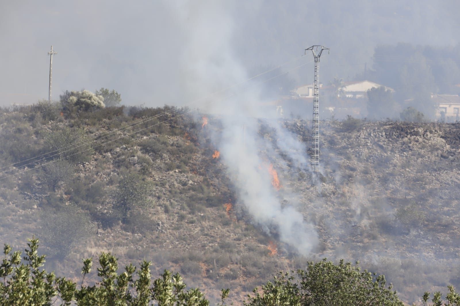 Las imágenes del incendio de Real