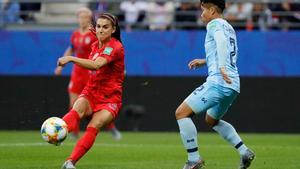 Morgan marca uno de sus cinco goles a Tailandia en el Mundial femenino.