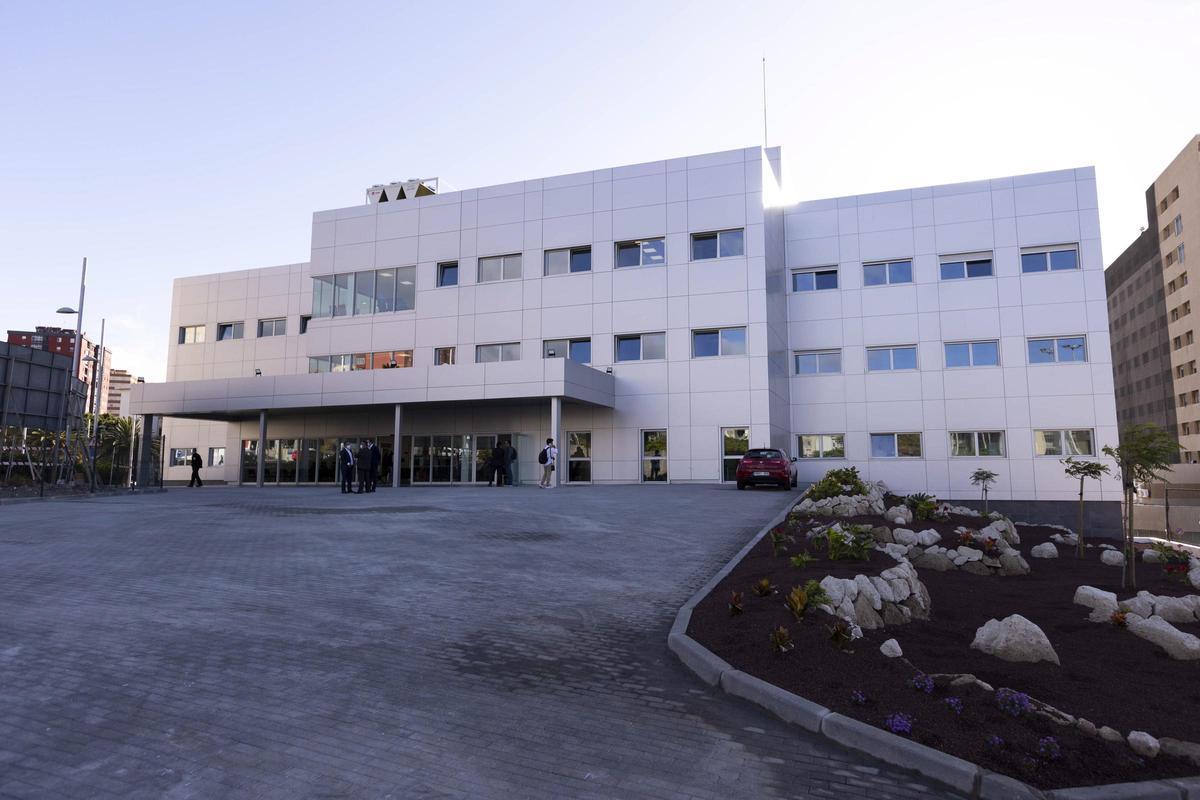 Edificio polivalente de La Candelaria, construido y preparado para el aislamiento de pacientes contagiosos.