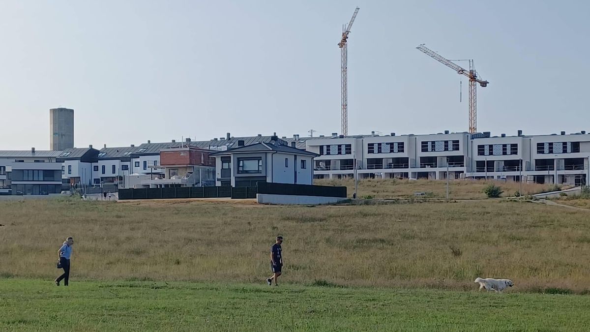 Viviendas en construcción en La Fresneda, en una imagen de archivo.