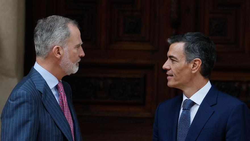 Das Foto des Königs mit Robles bricht in die Ceuta-Krise ein und Sánchez versucht, die politischen Interpretationen zu entschärfen: "Es ist ein rechtzeitiges Foto"