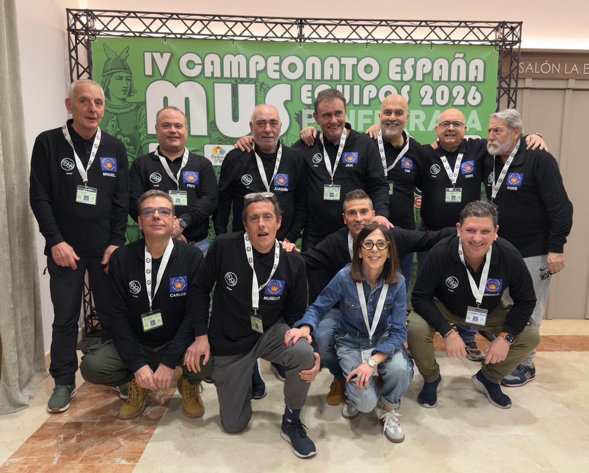 Los miembros del equipo durante el torneo.