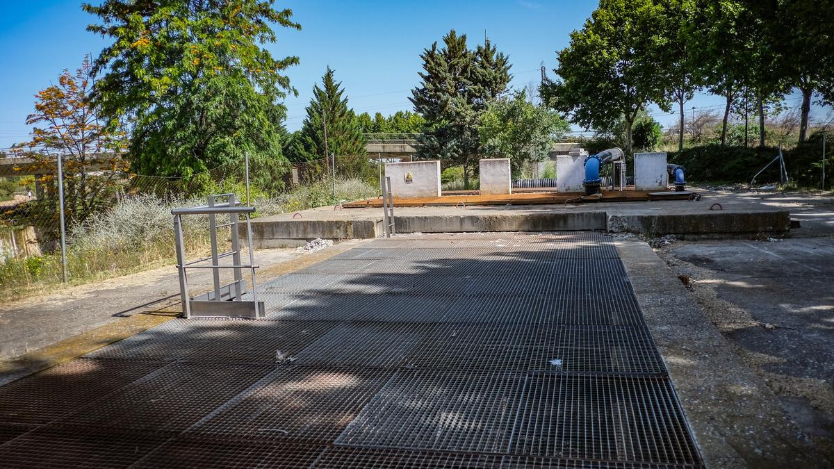 Estación de bombeo de San Roque junto al cauce del Rivillas.