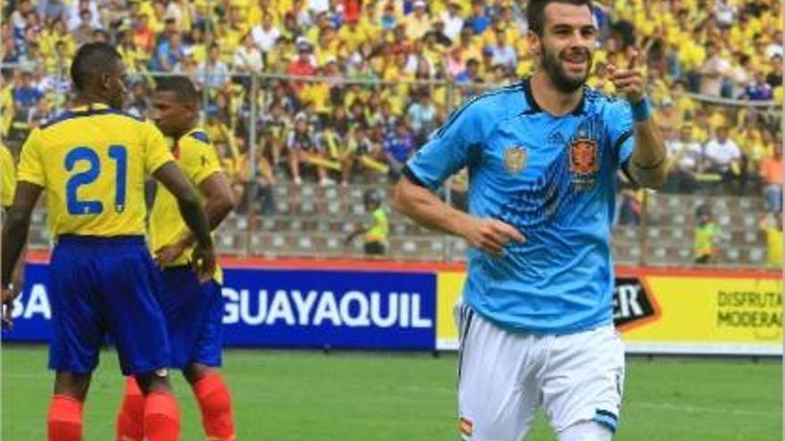 Negredo celebra el primer gol de la selecció espanyola a Guayaquil.