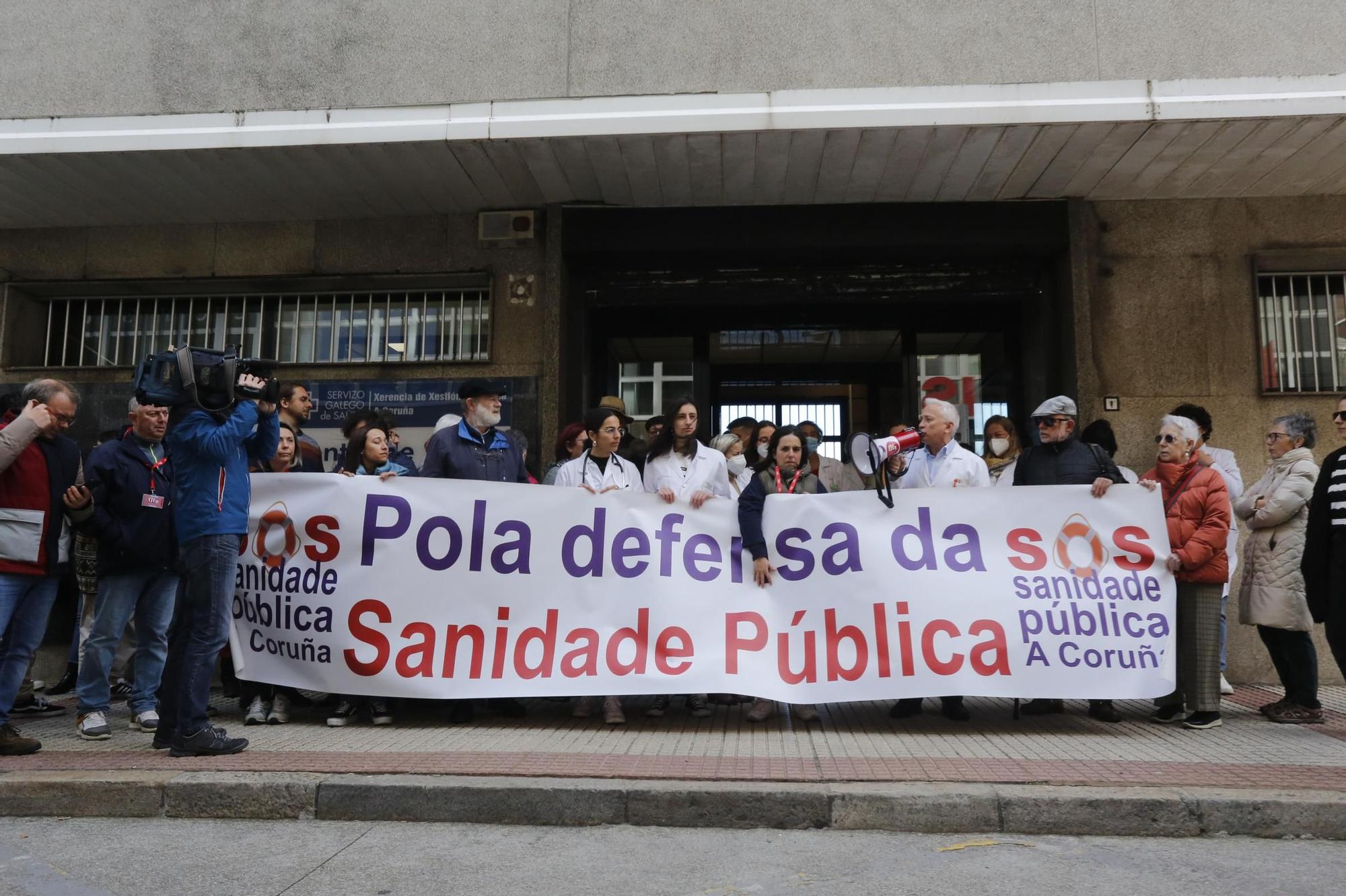 Concentración de personal sanitario por el Día mundial de la Atención Primaria