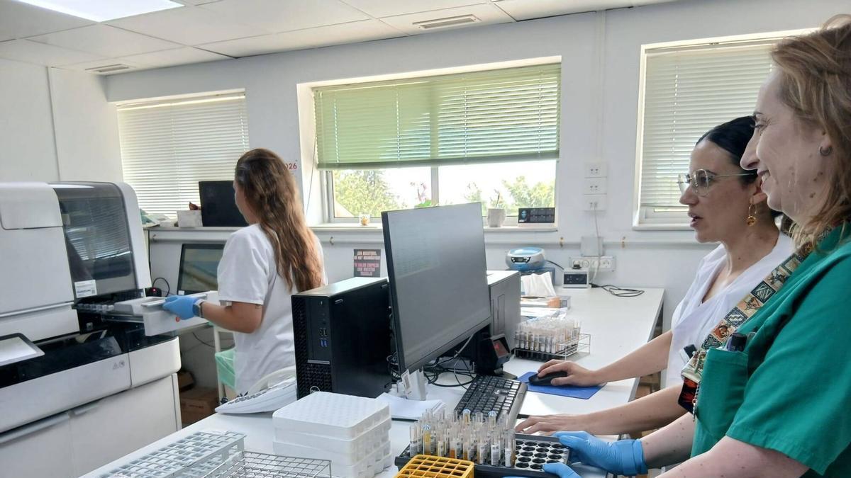 Personal de la Sección de Hormonas del Laboratorio del Hospital Universitario de Canarias