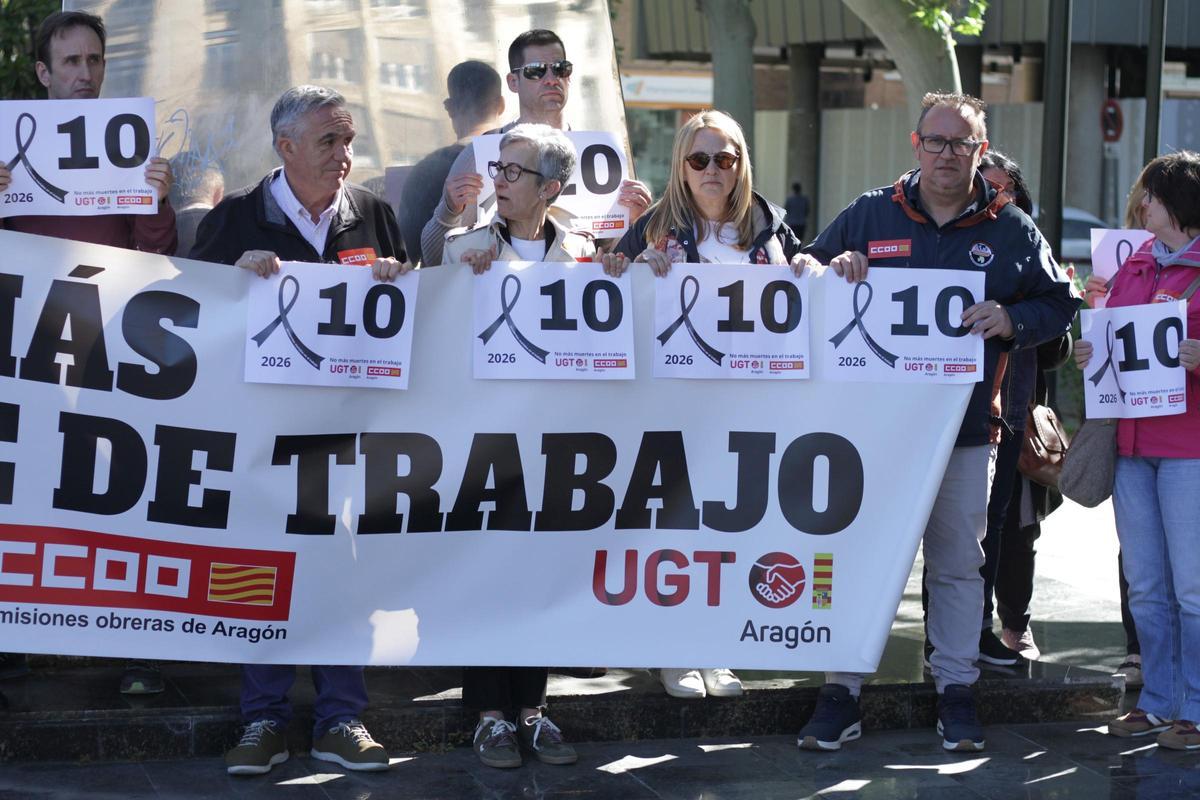 UGT y CCOO se concentran por el décimo fallecido en accidente laboral en Aragón en lo que va de año, y el segundo en menos de una semana