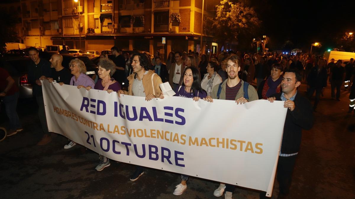 Manifestación de hombres contra la violencia machista en Córdoba, este viernes.