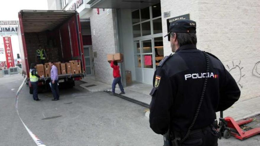 Nuevos registros en almacenes chinos tras la denuncia de una firma de  Toledo - Información