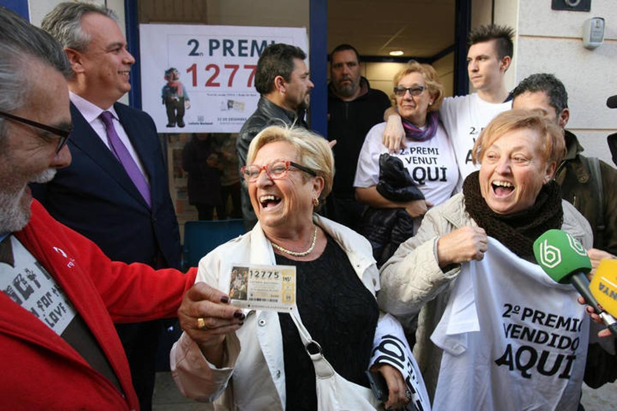 EL N?MERO 12.775, SEGUNDO PREMIO DE NAVIDAD, DEJA 20 MILLONES EN CATALU?A