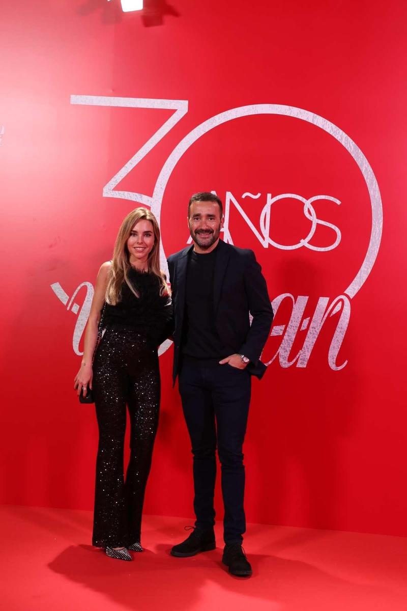 Helena Condis y Juanma Castaño en los Premios Woman 2022