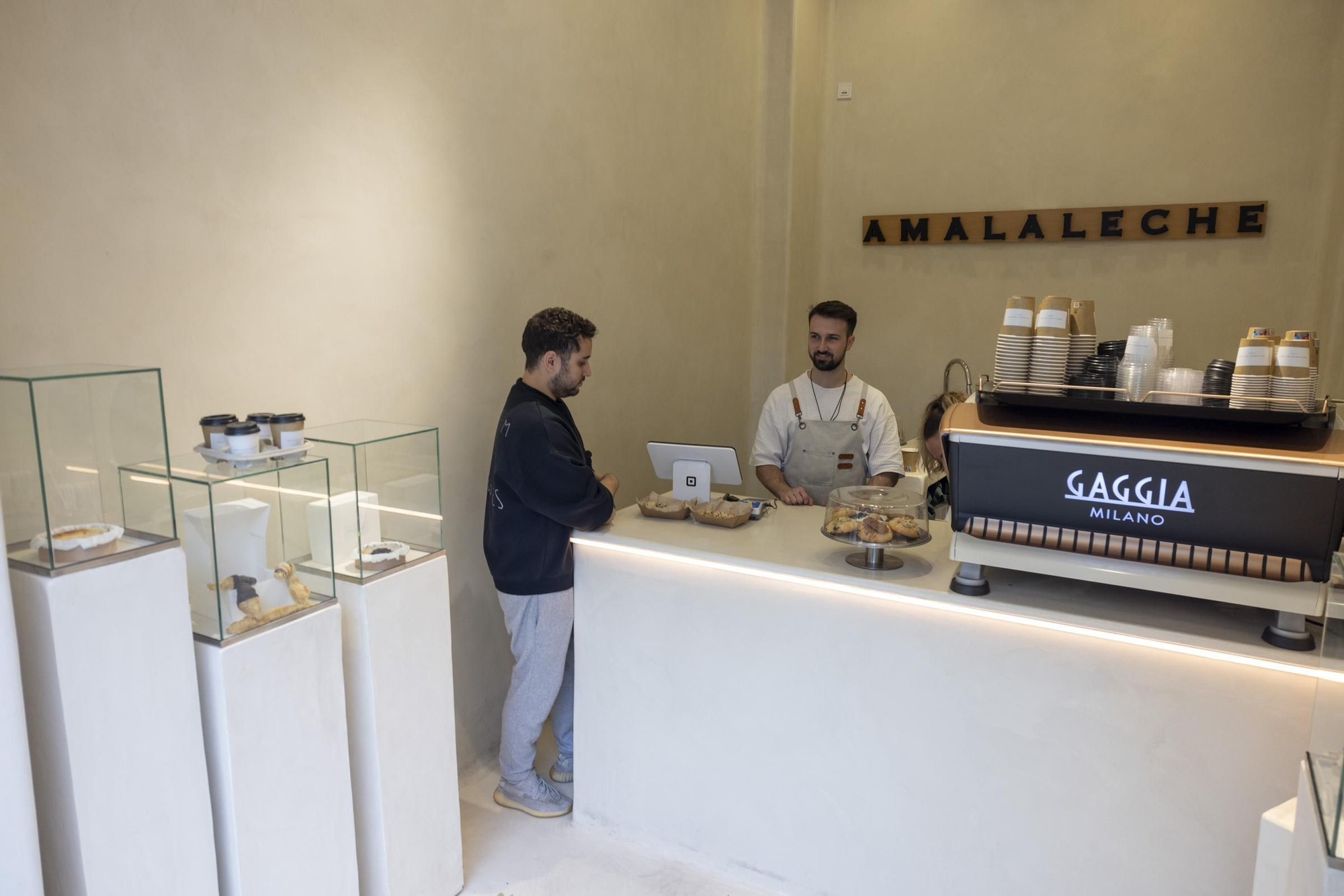 En imagénes | Amalaleche Gallery, el nuevo museo de la repostería de Zaragoza