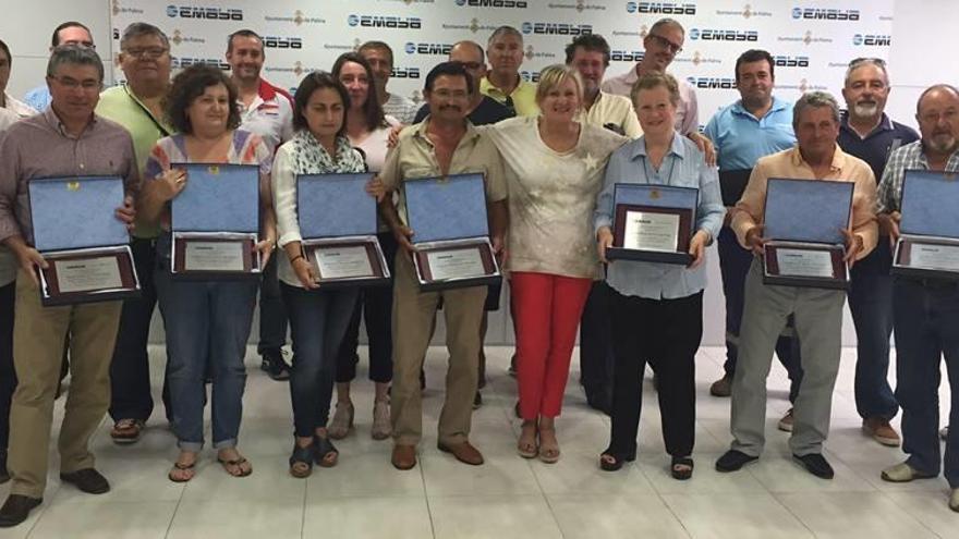 Veinte de los trabajadores asistieron ayer al acto de homenaje.