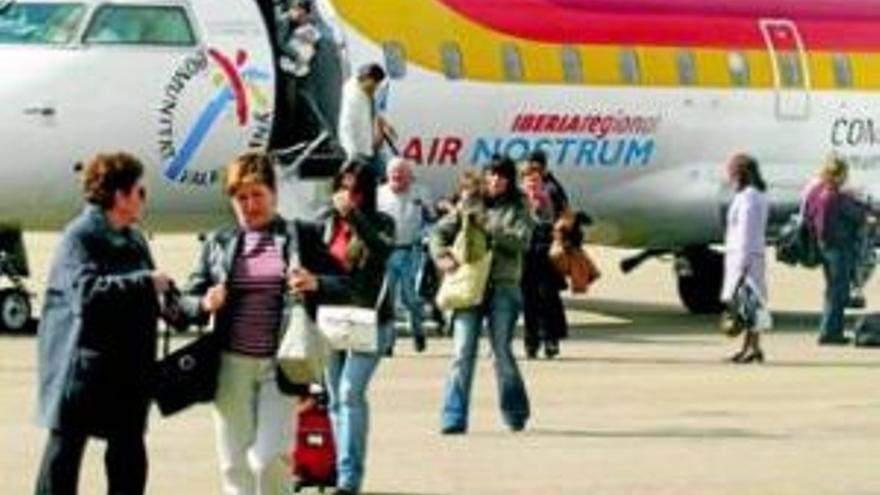 La Junta pagará 4 millones para aumentar los vuelos de Talavera