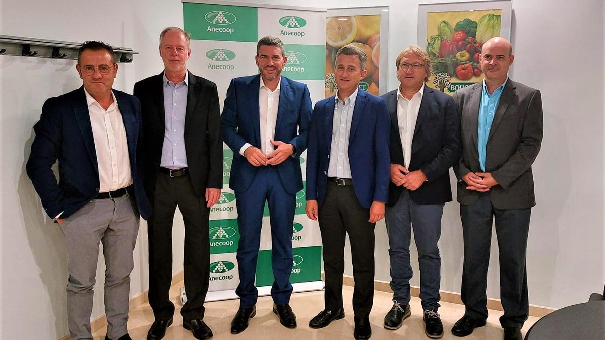 IVisita Consejero Agricultura a Anecoop Murcia.