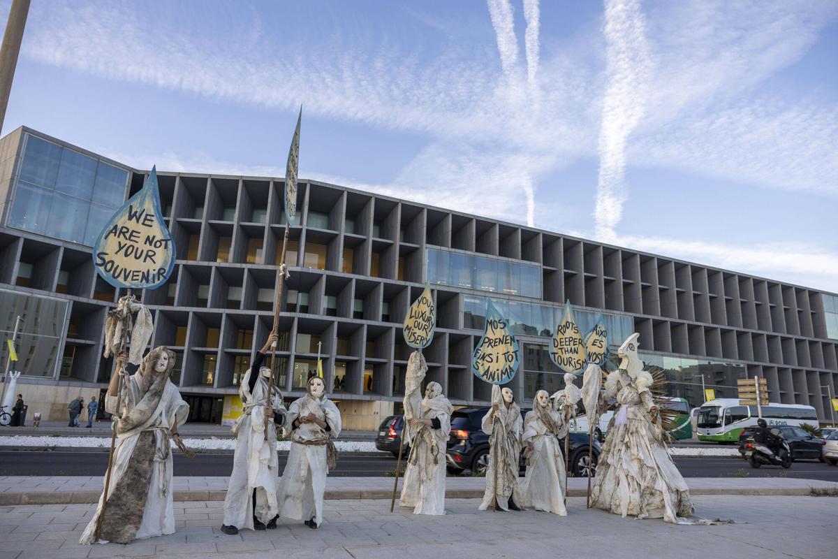 Protestan contra la "turistificación" de la feria Art Cologne Palma