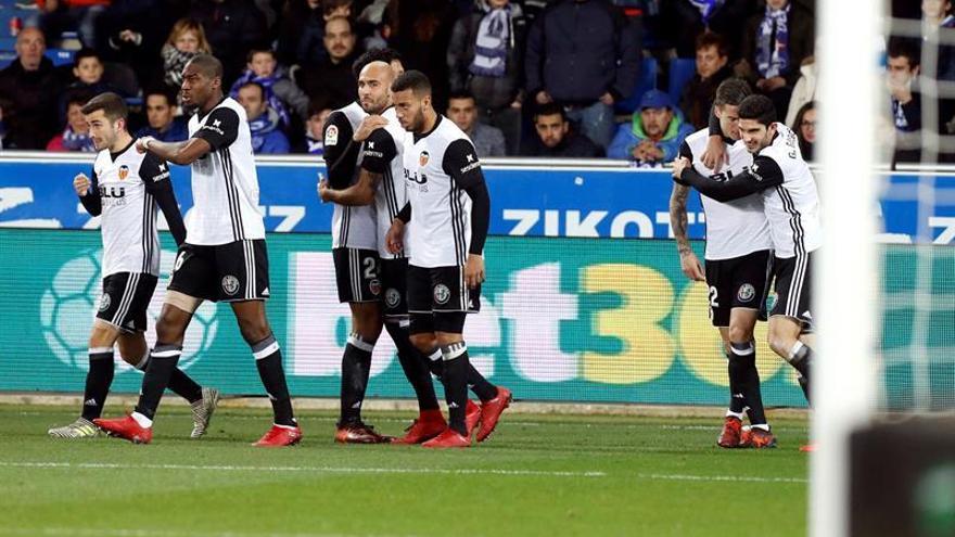 Jaume mete al Valencia en semifinales y despierta del sueño al Alavés