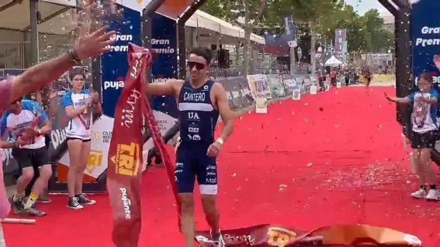 Noelia Juan y David Cantero sientan cátedra en el Triatlón de Fuente Álamo