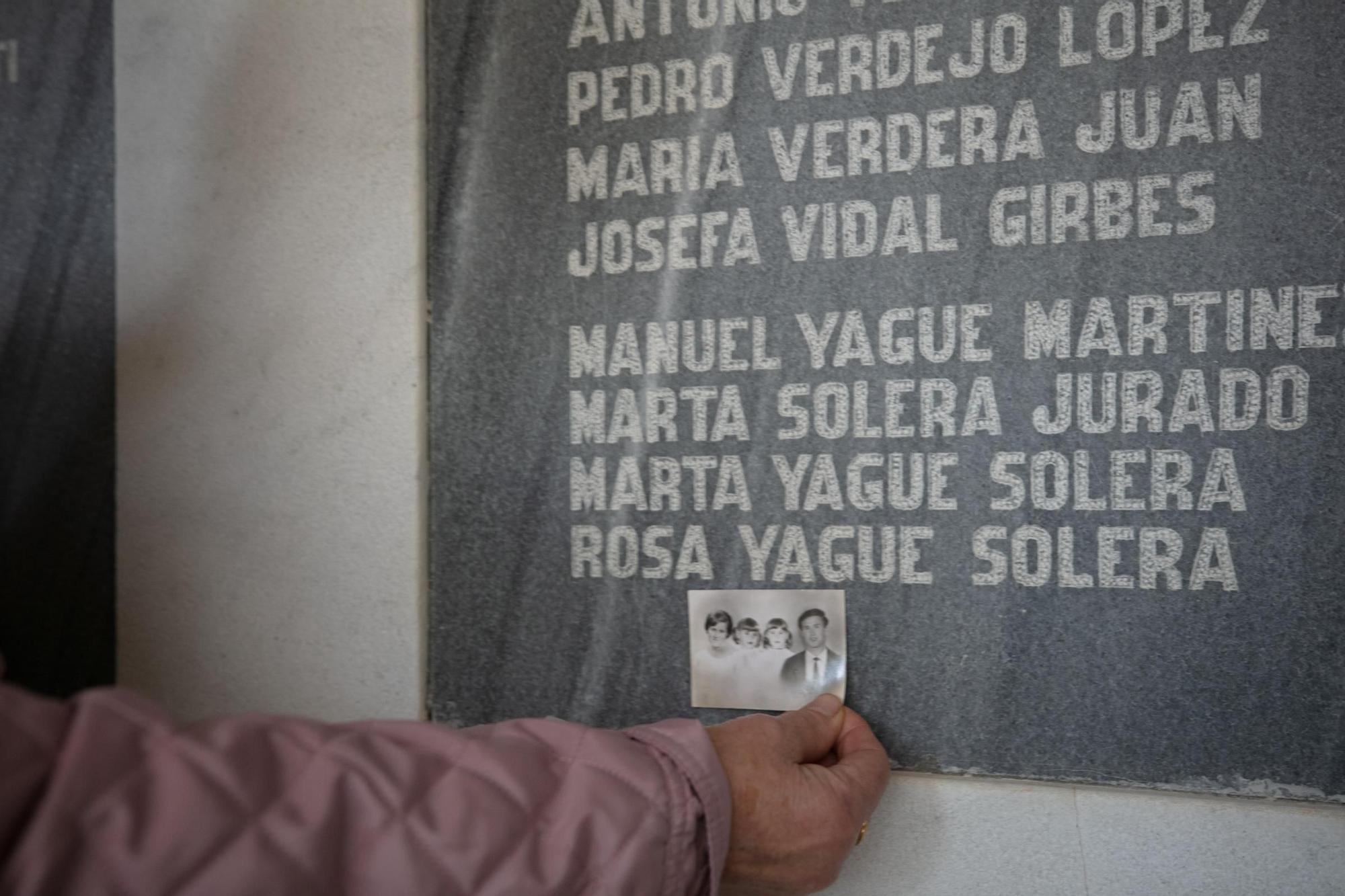 Homenaje a las víctimas del accidente aéreo de ses Roques Altes