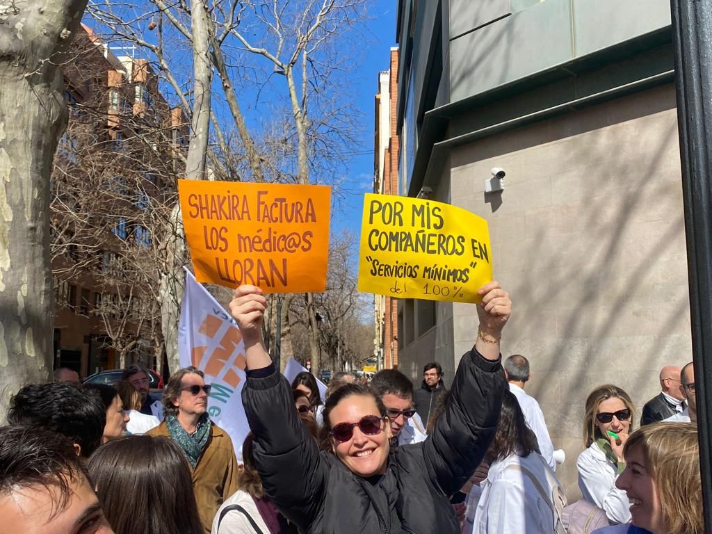 Concentración en Valencia del Sindicato Médico