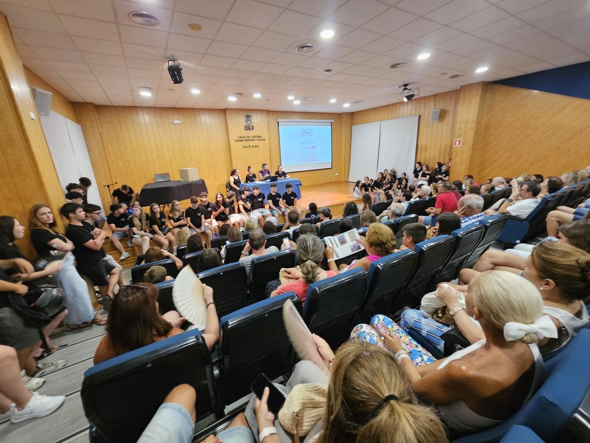 La presentación del libro de fiestas