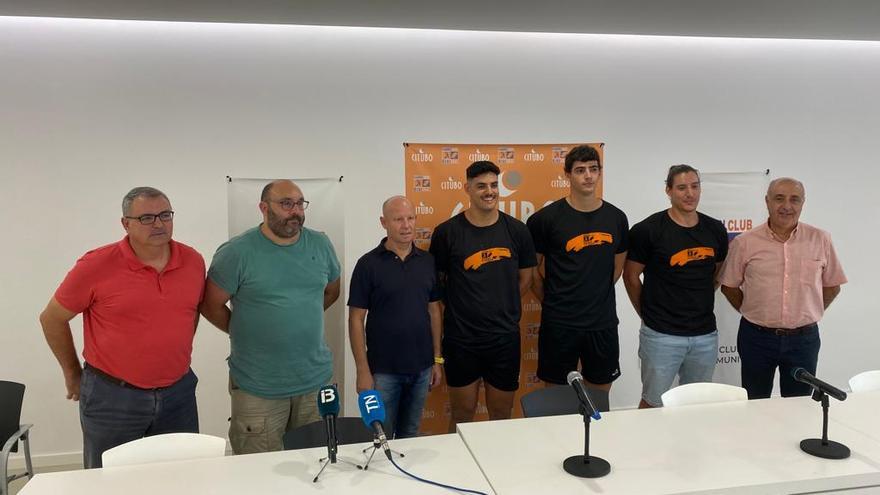 Presentación de los tres nuevos jugadores.